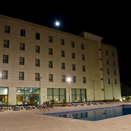 Hotel Vip Executive Santa Iria 4*