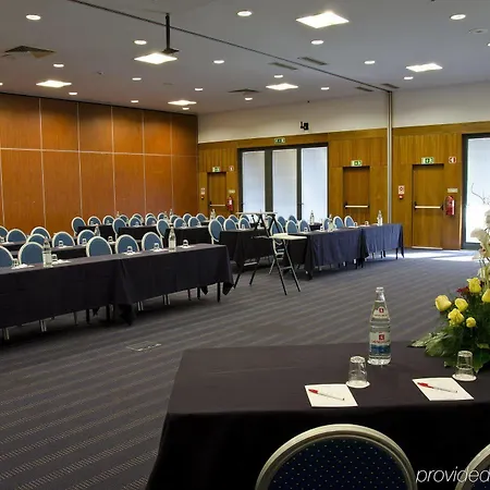 Vip Executive Santa Iria Hotel