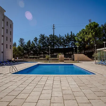 Hotel Vip Executive Santa Iria 4*