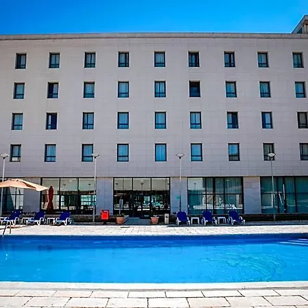 Hotel Vip Executive Santa Iria 4*